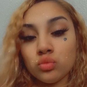 Meet your Posher, Strawberry